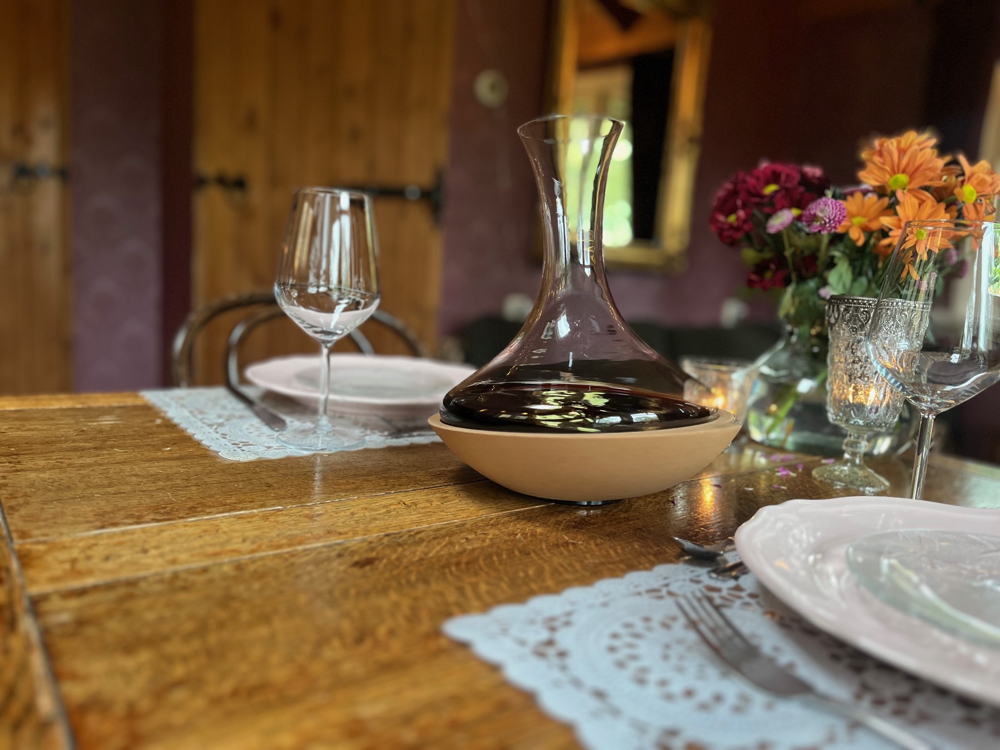 Wijn drinken met een twist: VacuVin draaiende decanteerkaraf review